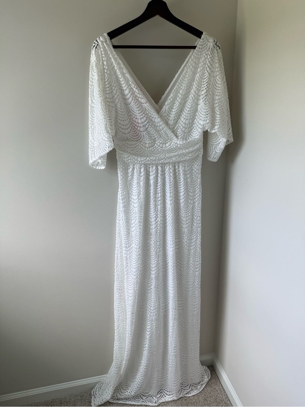 Lilly Pulitzer White Lace V-Neck Maxi Dress with Flutter Sleeves